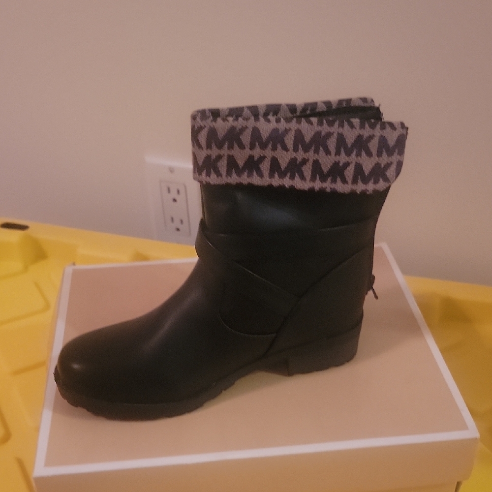 Brand New Michael Kors Black Kids Boots
